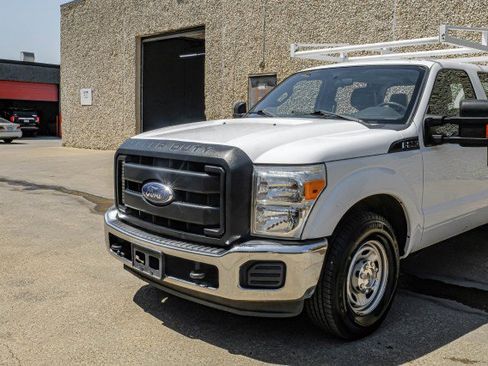 Used 2016 Ford F250 XL w/ Power Equipment Group RWD image 5
