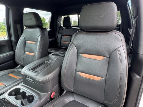 Used 2022 GMC Sierra 1500 AT4 w/ AT4 Premium Package AWD/4WD image 36