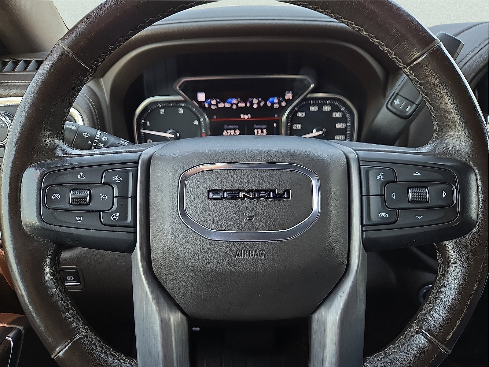 Used 2021 GMC Sierra 2500 Denali w/ Denali Ultimate Package AWD/4WD image 24