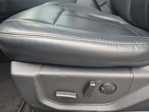 Used 2022 Ford Expedition XLT RWD image 29