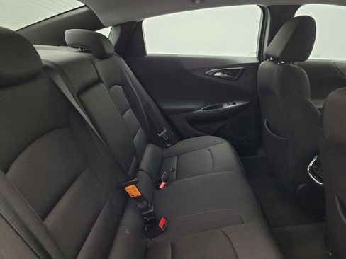 Used 2019 Chevrolet Malibu LT FWD image 19