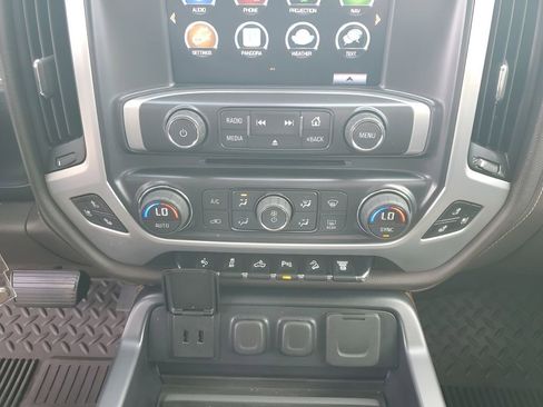 Used 2016 GMC Sierra 2500 SLT w/ Duramax Plus Package image 39