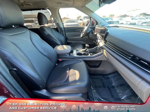 Used 2025 Kia Carnival SX image 21