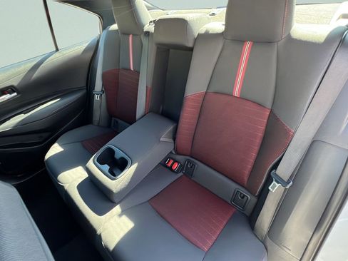 Used 2023 Toyota Corolla SE FWD image 9