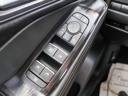 Used 2023 Nissan Rogue SL image 17