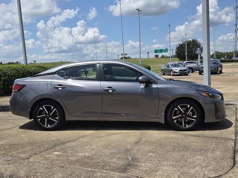 Used 2024 Nissan Sentra SV w/ All-Weather Package FWD image 3