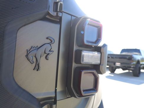 Used 2025 Ford Bronco Raptor AWD/4WD image 25