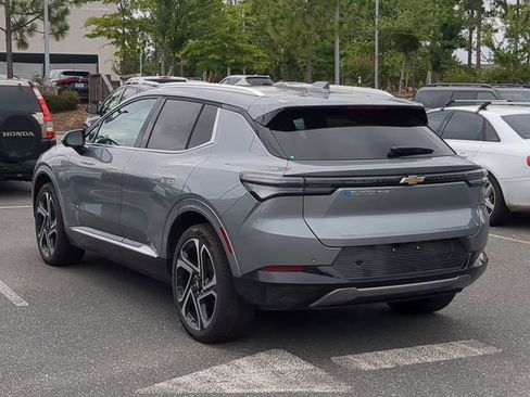 New 2025 Chevrolet Equinox EV LT w/ Convenience Package II image 9