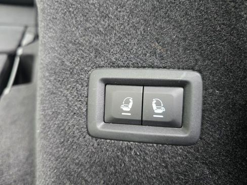 Used 2021 Jeep Grand Cherokee L Overland w/ Luxury Tech Group IV image 29