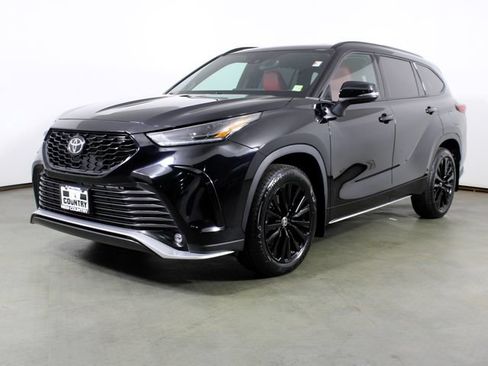 Used 2023 Toyota Highlander XSE AWD/4WD image 1