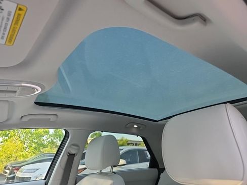 Used 2024 Hyundai Ioniq 5 Limited image 8