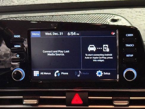 Used 2022 Hyundai Elantra SEL w/ Convenience Package image 18