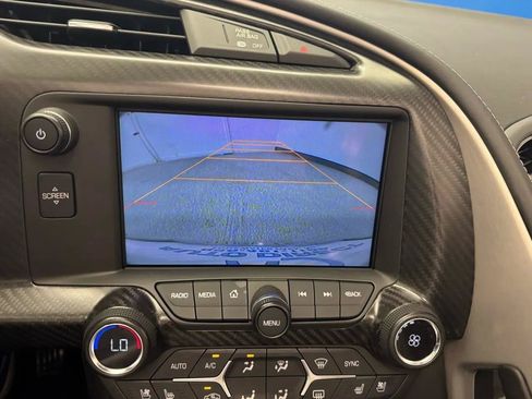 Used 2015 Chevrolet Corvette Z06 w/ 3LZ Preferred Equipment Group RWD image 20