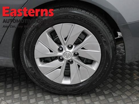 Used 2024 Nissan Altima 2.5 S image 33