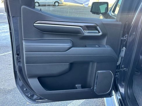 Used 2022 Chevrolet Silverado 1500 LTZ image 14