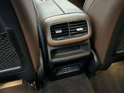 Used 2024 Mercedes-Benz GLE 350 4MATIC image 18