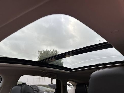 Used 2024 Acura RDX SH-AWD image 28