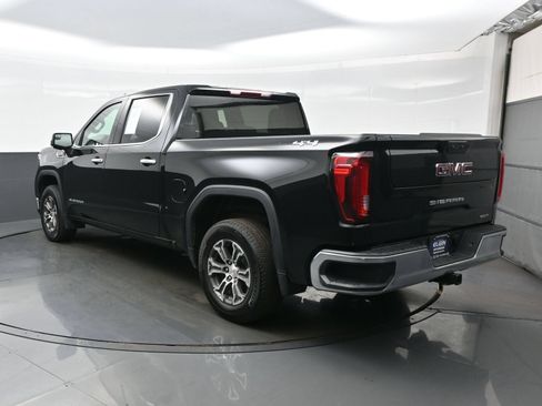 Used 2025 GMC Sierra 1500 SLT AWD/4WD image 4