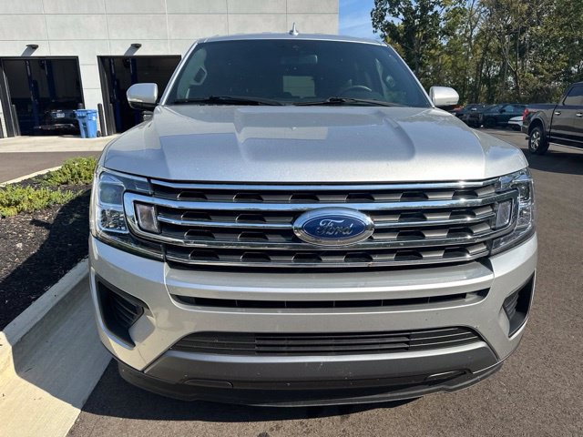 Used 2019 Ford Expedition Max XLT w/ Equipment Group 202A RWD image 5