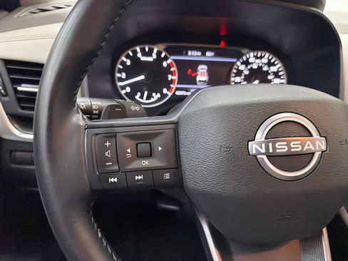 Used 2025 Nissan Rogue SV AWD/4WD image 25