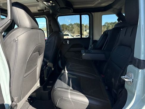 Used 2023 Jeep Wrangler Unlimited Sahara w/ Cold Weather Group image 26