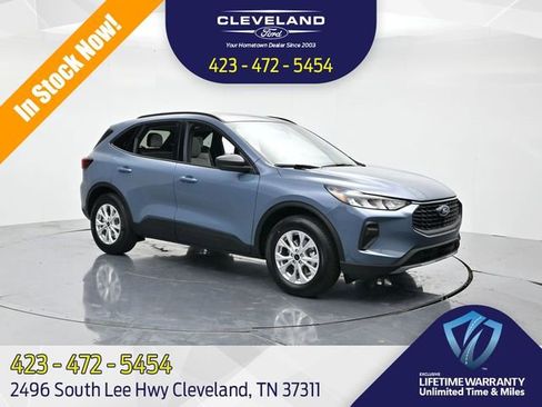 New 2026 Ford Escape Active w/ Tech Pack #1 FWD image 1