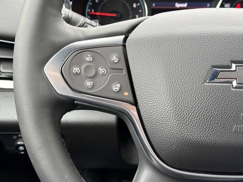 Used 2023 Chevrolet Traverse RS w/ LPO, Floor Liner Package image 9