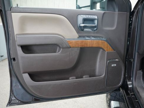 Used 2019 GMC Sierra 2500 SLT AWD/4WD image 24