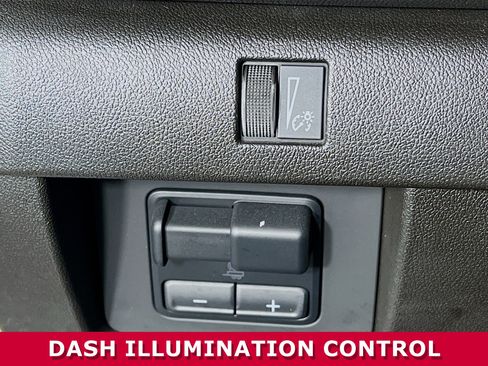 Certified 2024 Chevrolet Colorado LT image 13