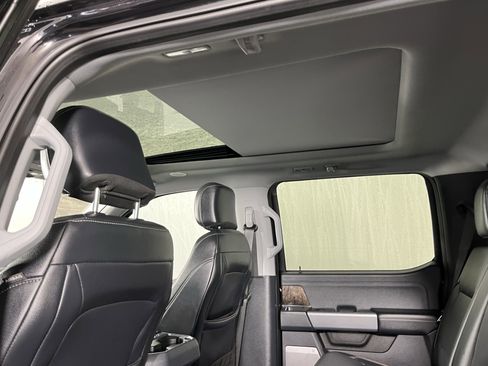 Used 2023 Ford F350 Lariat w/ Lariat Ultimate Package image 15