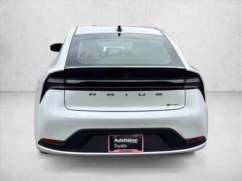 New 2026 Toyota Prius Plug-In Hybrid FWD image 6