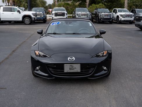 Used 2021 MAZDA MX-5 Miata Sport w/ Weather Package image 8