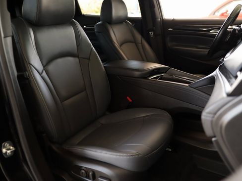 Used 2023 Buick Enclave Essence w/ Sport Touring Edition image 30