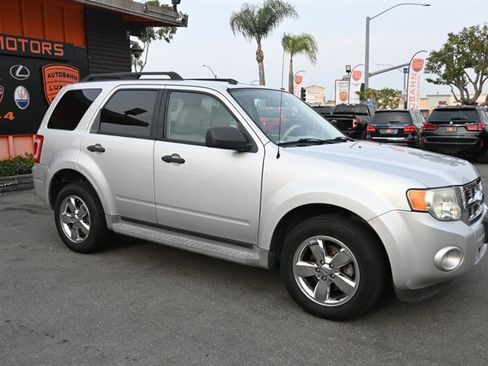 Used 2009 Ford Escape XLT image 14