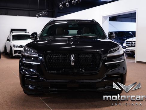 Used 2023 Lincoln Aviator Reserve w/ Jet Package RWD image 2
