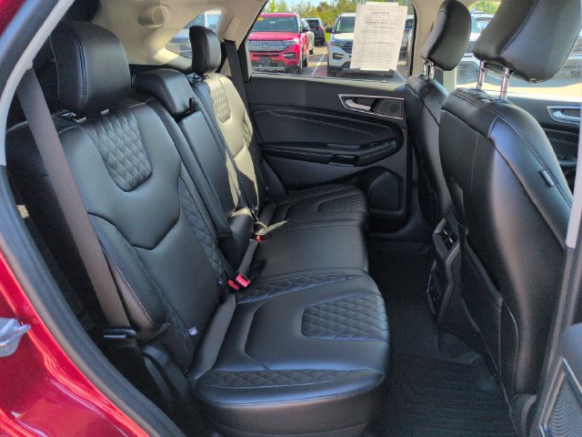 Certified 2024 Ford Edge Titanium AWD/4WD image 17