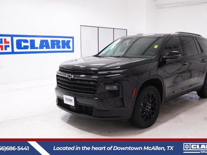 Used 2025 Chevrolet Traverse LT w/ Midnight/Sport Edition