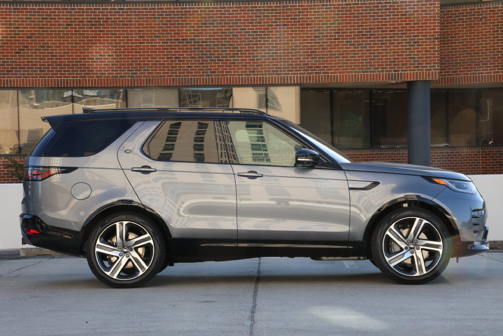 New 2026 Land Rover Discovery Dynamic SE AWD/4WD image 4
