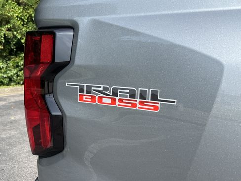 New 2026 Chevrolet Colorado Trail Boss AWD/4WD image 36