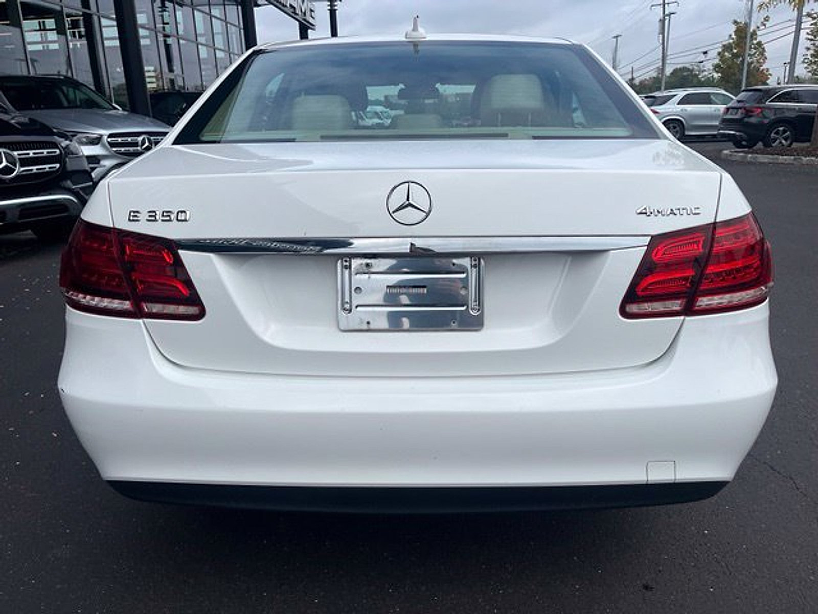 Used 2015 Mercedes-Benz E 350 4MATIC Sedan image 6
