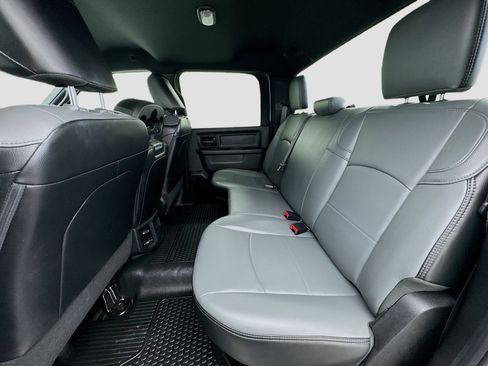 Used 2022 RAM 2500 Tradesman w/ Chrome Appearance Group image 15