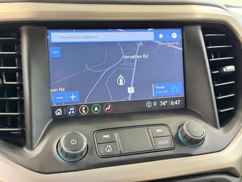 Used 2022 GMC Acadia Denali w/ Denali Ultimate Package FWD image 67