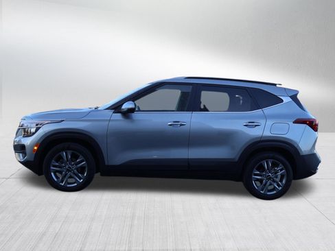 Used 2023 Kia Seltos S image 4