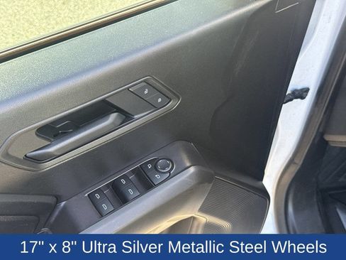 Used 2025 Chevrolet Colorado W/T w/ Advanced Trailering Package RWD image 10