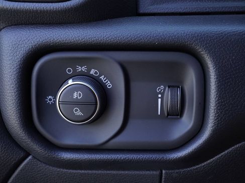 New 2026 RAM 2500 Tradesman AWD/4WD image 13