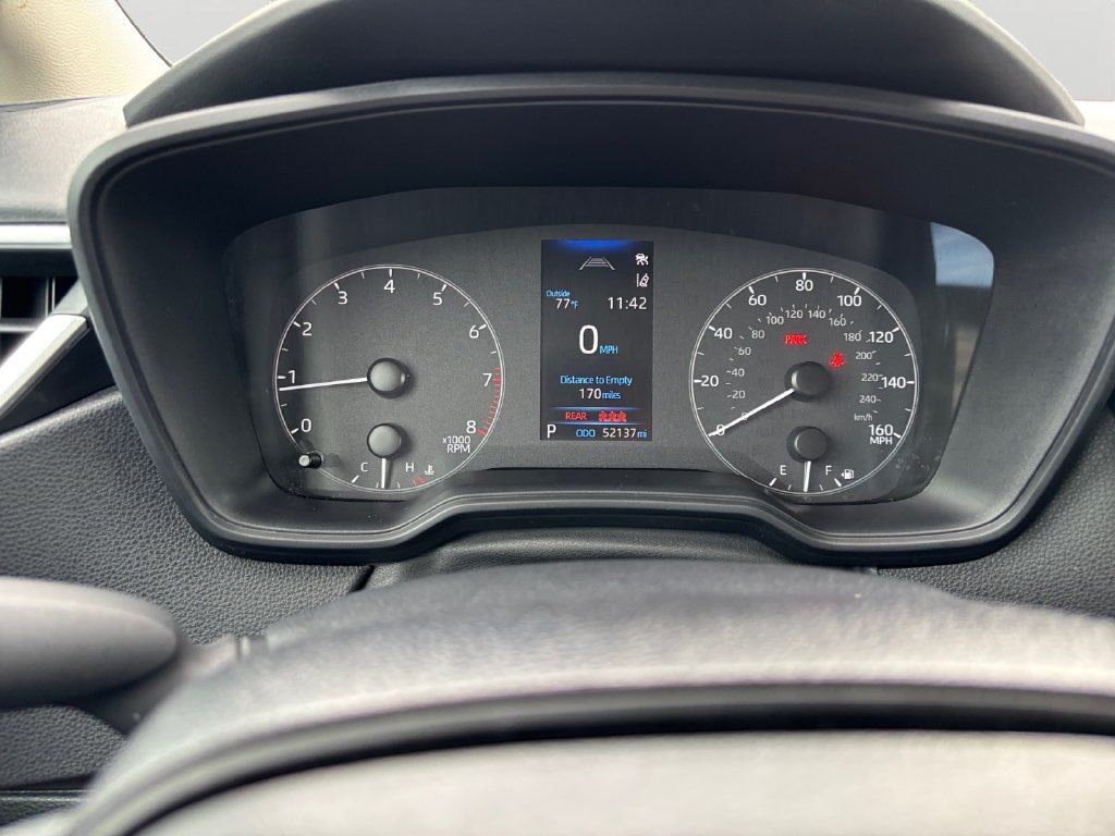 Used 2024 Toyota Corolla LE FWD image 29