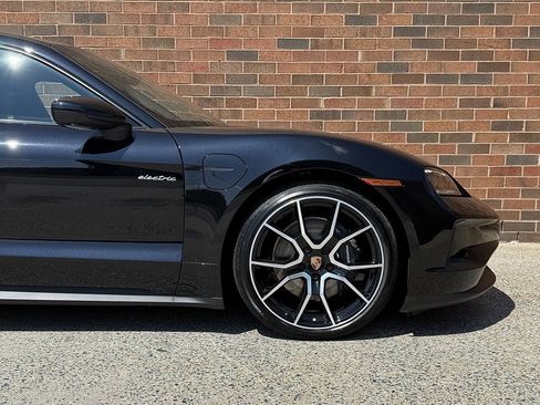 New 2025 Porsche Taycan image 11
