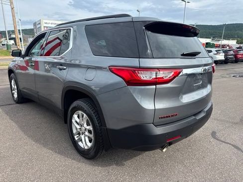 Used 2021 Chevrolet Traverse LT AWD/4WD image 7