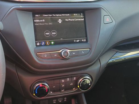 Used 2023 Chevrolet TrailBlazer LT image 12