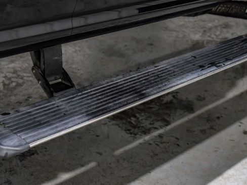 Used 2021 Ford F250 Platinum w/ FX4 Off-Road Package image 54